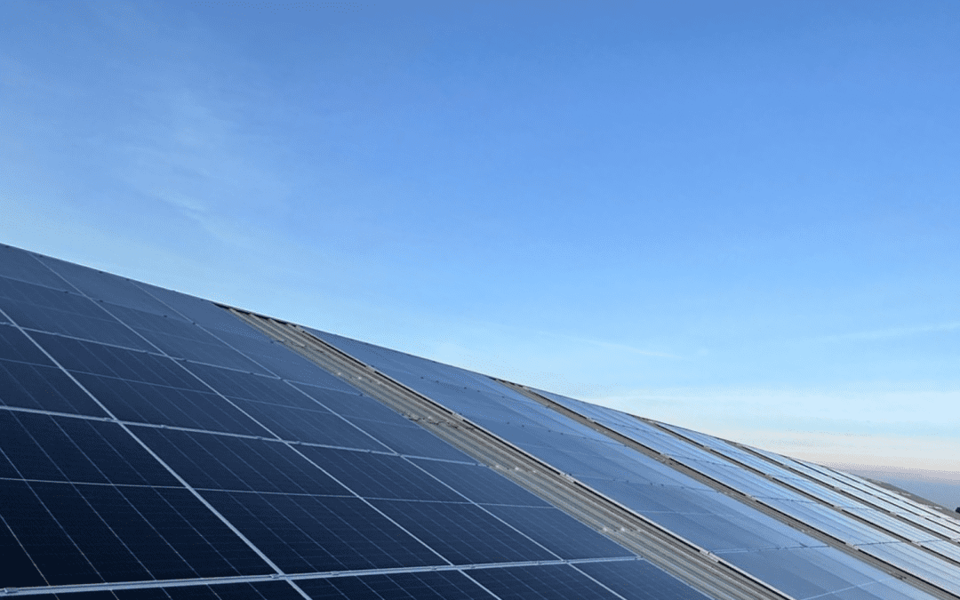 Commercial solar, large roof array